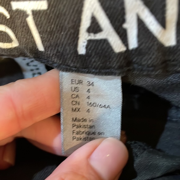 NWOT H&M Jeans - Picture 5 of 5